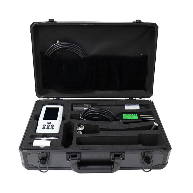 8-in-1 soil sensor Moisture Temperature N P K PH EC Salts